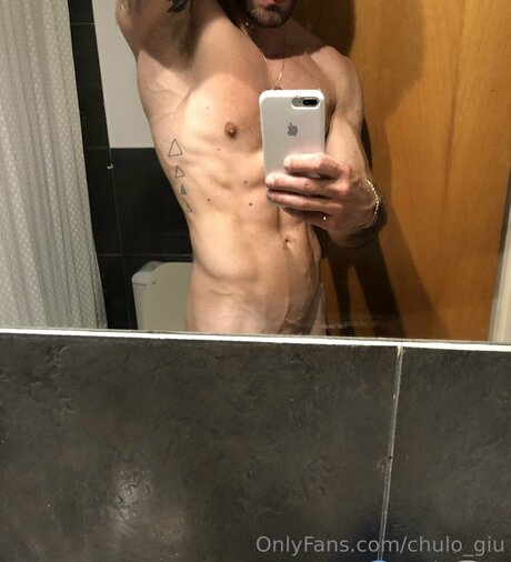 Chulo95 pornstar nude photos
