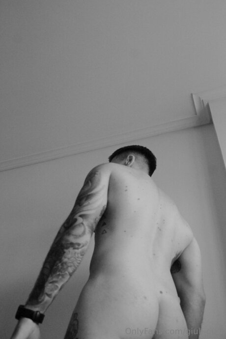 Chulo95 model nice image