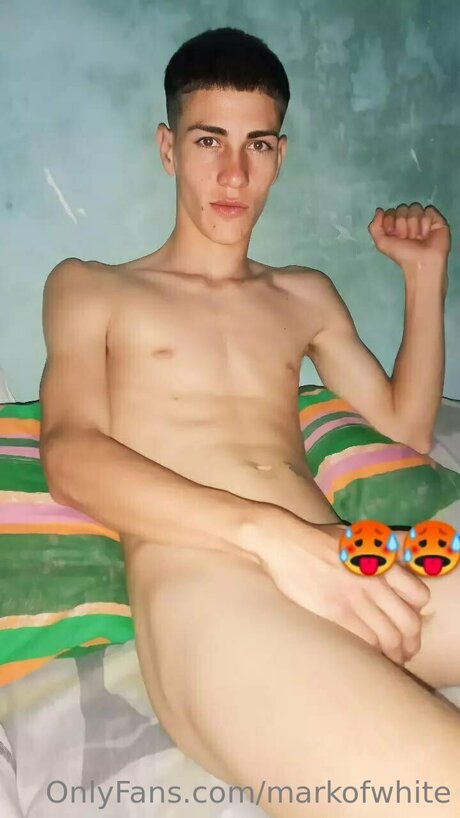 Markofwhite free star photo