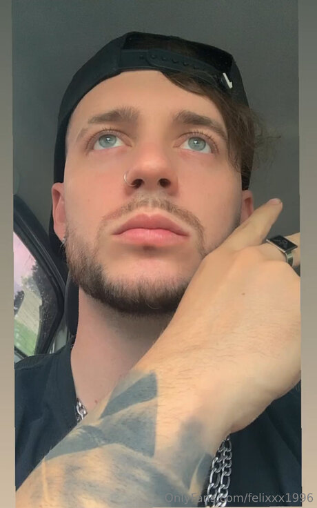 Felixxx1996 perfect pornstar galleries