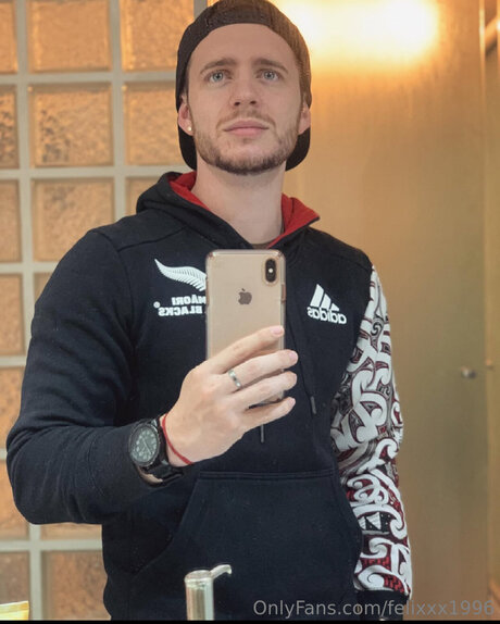 Felixxx1996 model beautiful photo