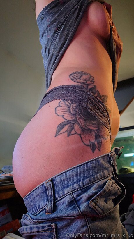 Mr Mrs K Xo pretty pornstar archive