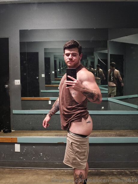 Mexican Vanilla619 free pornstar pics