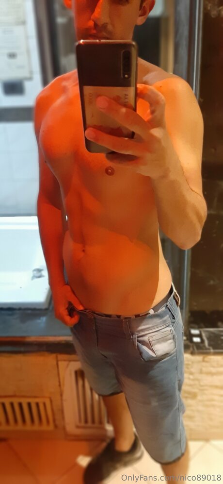 Nico89018 nude pornstar pictures