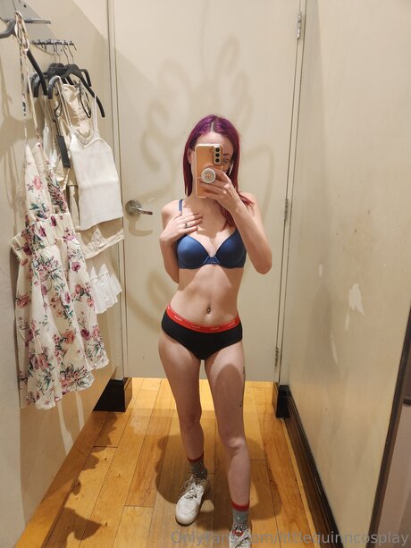 blonde secretary onlyfans beautiful naked pictures