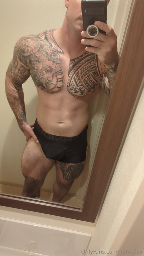 Ironicflex top star pictures