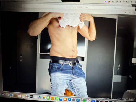 Ben Nordmann naked actress galleries