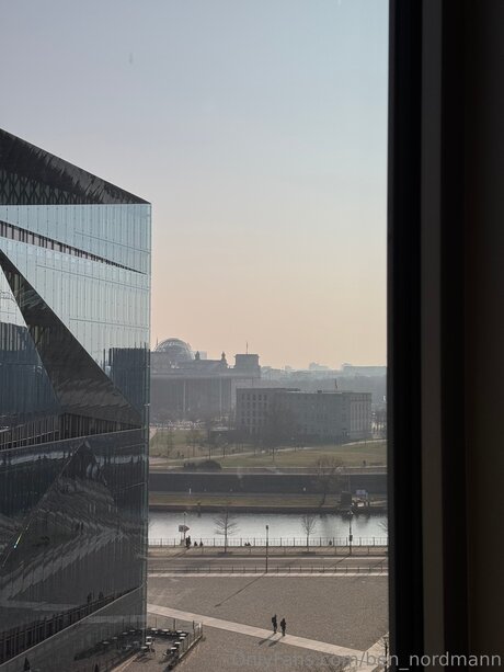 Ben Nordmann hot actress pics