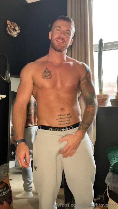 Johnnybravofree pornstar hot img