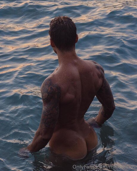 Mainzz sexy model img