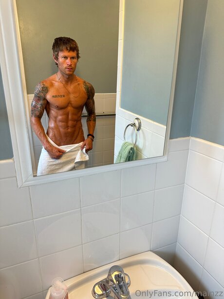 Mainzz star nude image