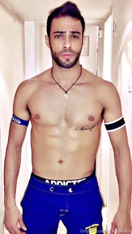 Hot Tl Vip star nude archive