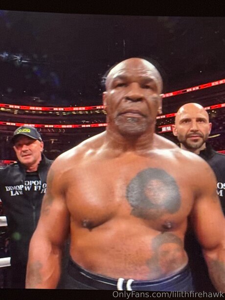 Lilithfirehawk naked pornstar pic