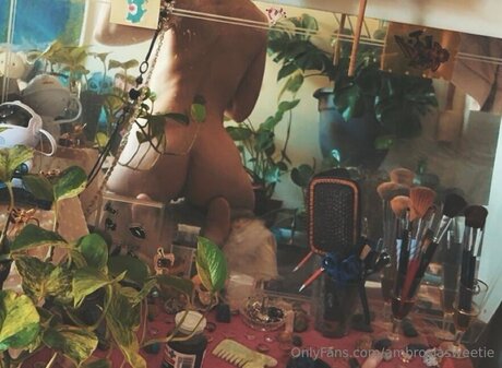 asian brunette onlyfans free porn image