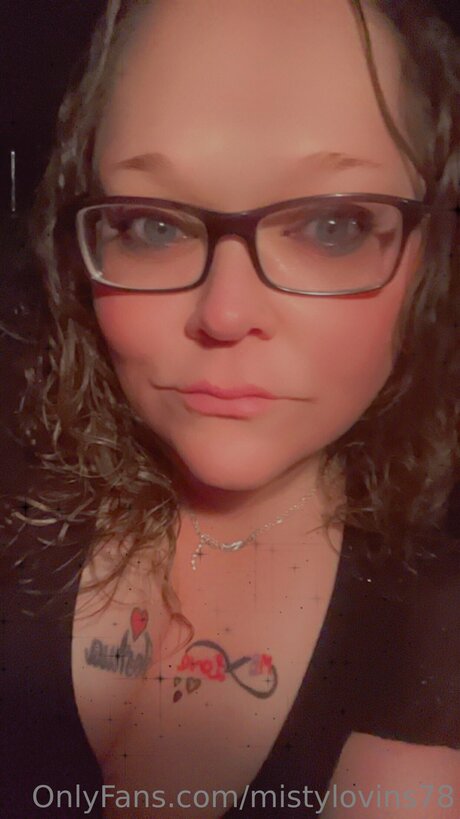 Mistylovins78 erotic model img