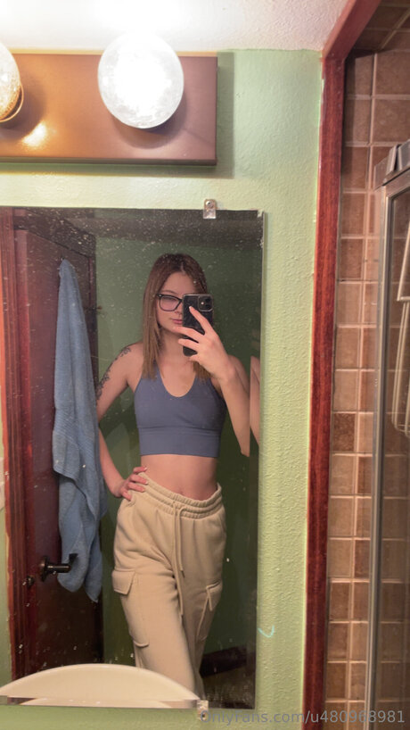 big tits mom onlyfans nudes image