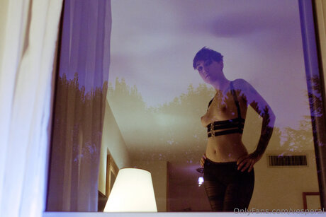 Vesperal star naked image