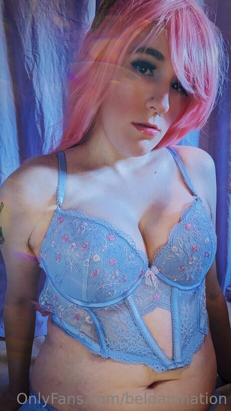 Kittydarlingxx model hd picture