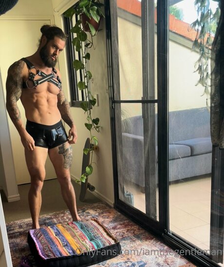 Iamthegentleman best model image