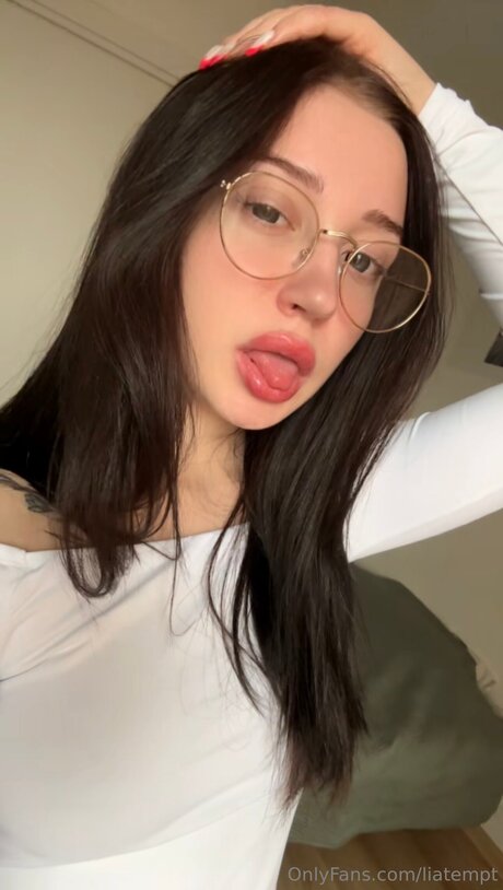 Tinylia star free image