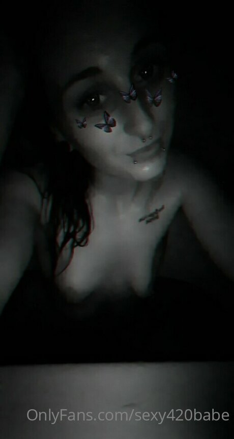 Sexy420babe Quick photo