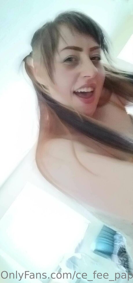 Lilsiesie star hot pics