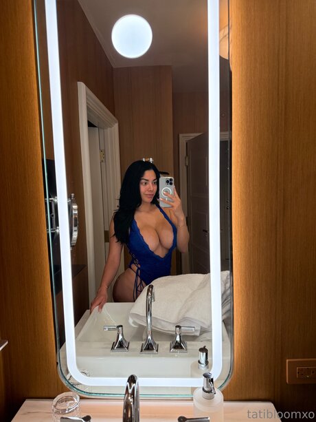 Tatibloomxo beautiful model gallery