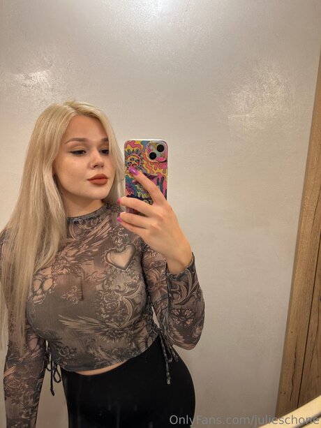 Julieschone pornstar free photos