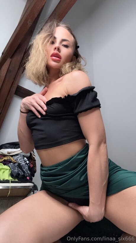Linaa Six666 exclusive pornstar gallery