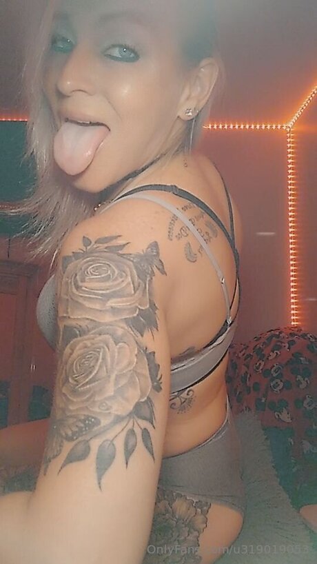 U319019053 pornstar xxx picture