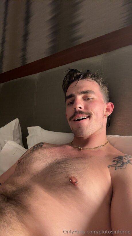 Plutosinferno sexy pornstar pics