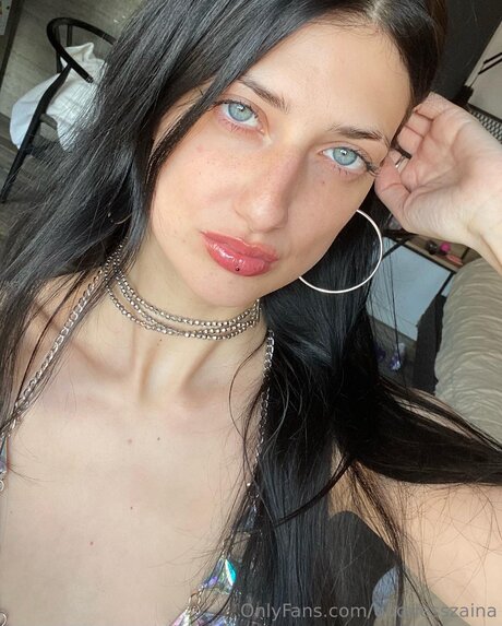 Goddesszaina model high quality img