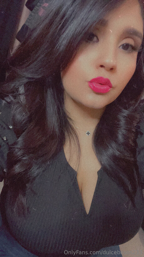 massive tits onlyfans top image