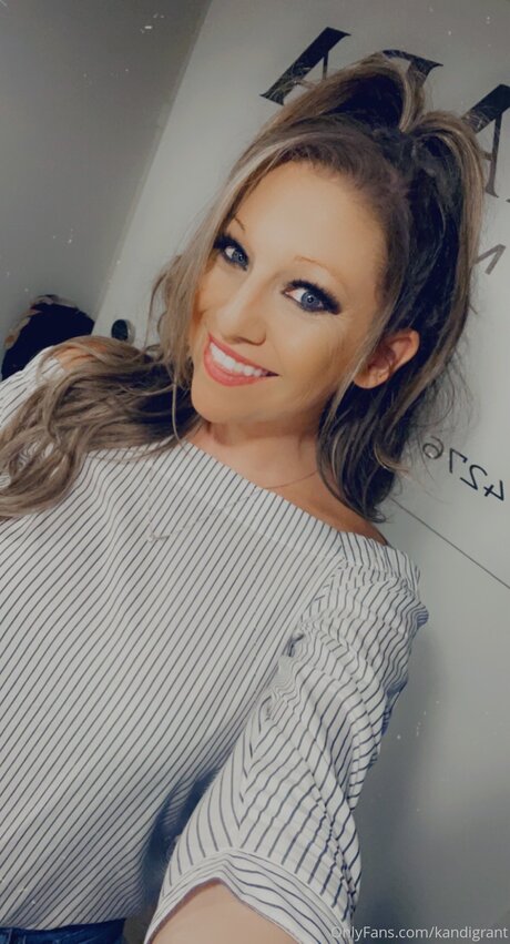 Kandigrant star art photo