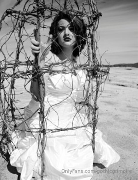 Gothicgrimoire nudes actress picture