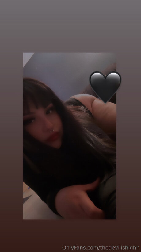 Thedevilishighh nude star photos