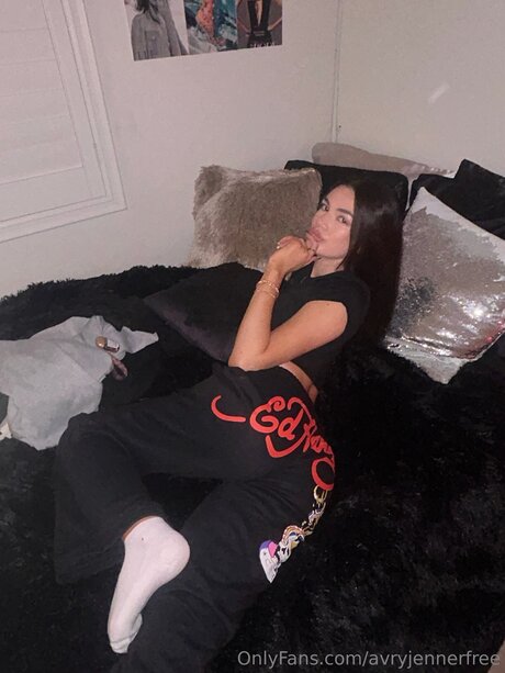 Avryjennerfree pornstar sexy pictures