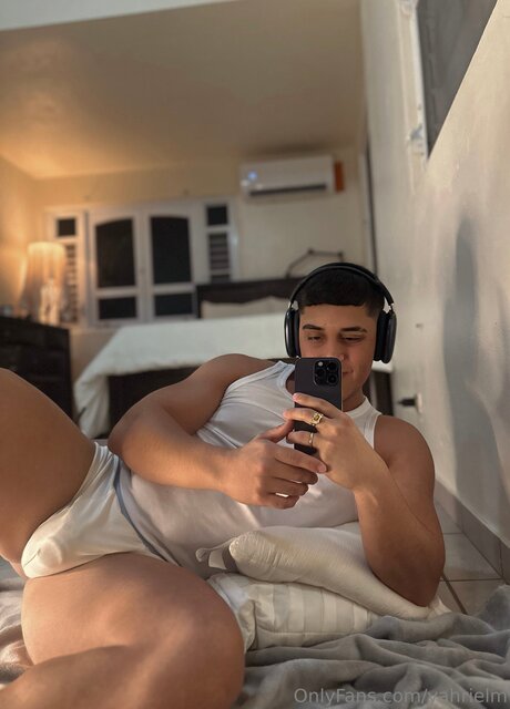 Yahrielm pornstar free images