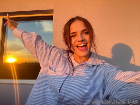 Rachel Sweet erotic star img