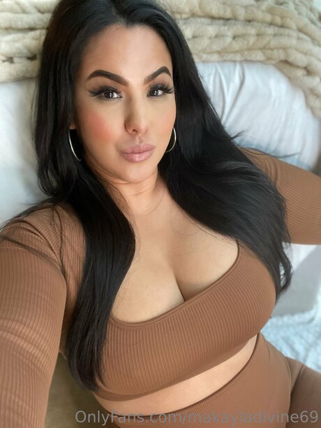 Makayladivine69 pornstar xxx pictures