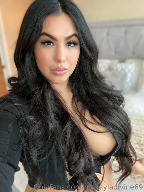 Makayladivine69 top pornstar galleries