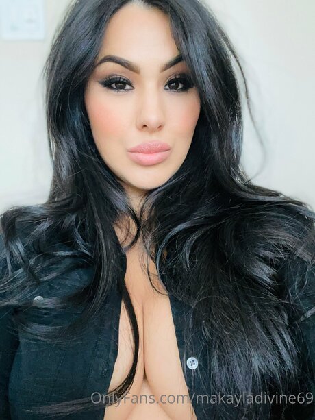 Makayladivine69 star beautiful pics