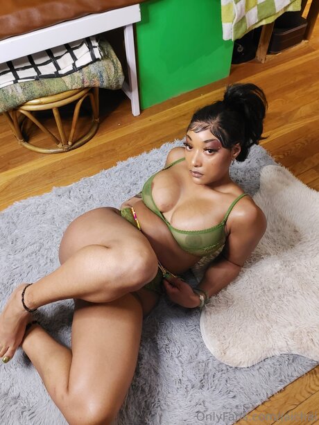 Jaichai free model photo