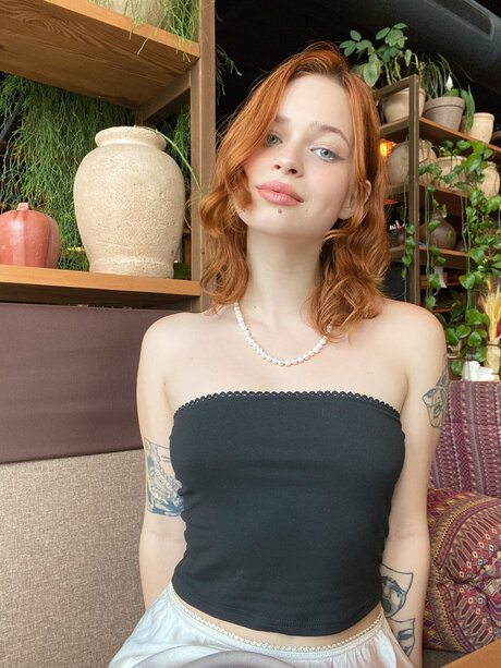 Pineappleri pornographic star images