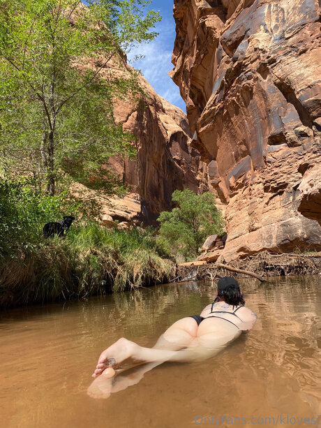 18 year old onlyfans porn image