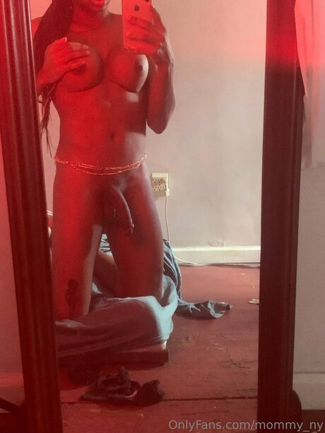 Mommy Ny pornstar pretty picture