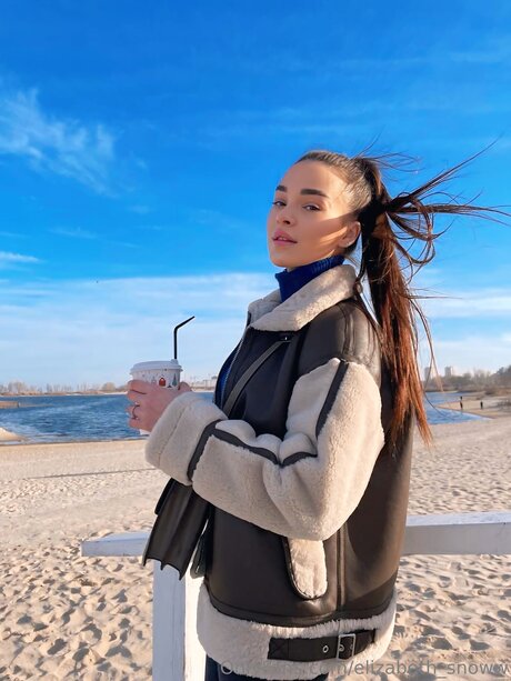 Elizabeth Dreamm pornstar beautiful img