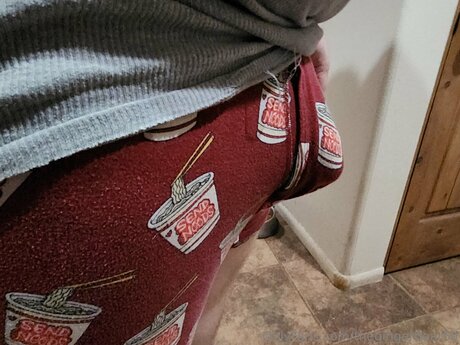 Thegingerbear69 model art pics