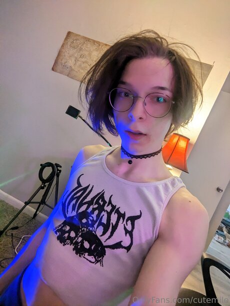 Cutemilo erotic model gallery