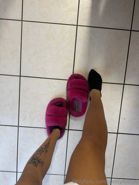 Jennyfeet06 nude pornstar photos